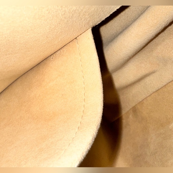 Authentic Louis Vuitton Monogram Beverly GM Bag - Picture 5 of 17